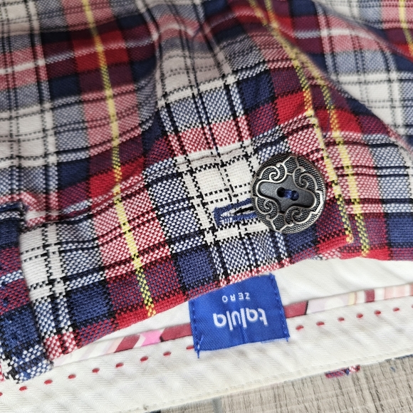 Aritzia (Talula) Shorts - Picture 4 of 4